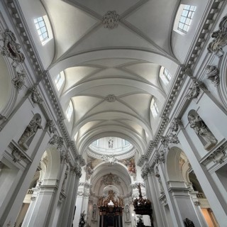 St. Salvator Cathedral in Fulda, officially High Cathedral in Fulda, interior view, central nave