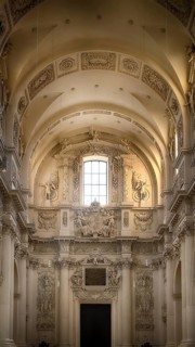 Interior photo, stucco cartouche with the coat of arms and inscriptions of Elector Ferdinand Maria