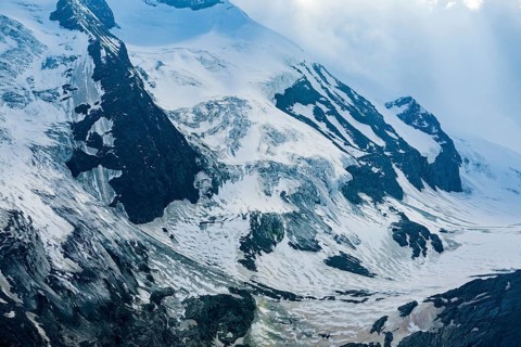 View of Grossglockner, highest mountain in Austria, Alps, Heiligenblut am Grossglockner, Carinthia,