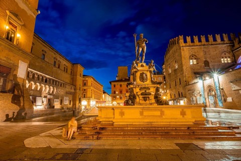 Illuminated Neptune Fountain, Blue Hour, Piazza Maggiore, Old Town, Bologna, Emilia Romagna, Italy
