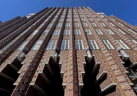 Anzeiger skyscraper in brick expressionist style, design by Fritz Höger, Steintor, Hanover, Lower