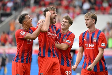 Goal celebrations: Julian Niehues, 1. FC Heidenheim 1846 FCH (16), Marcel Costly, 1. FC Heidenheim