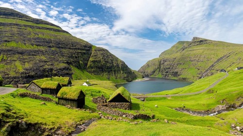 Traditional houses of Saksun, grass roof, Streymoy island, Faroe Islands, Denmark