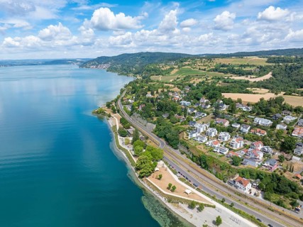 Aerial view of Lake Constance with the Landesgartenschaugelände and lakeside park, Goldbach,