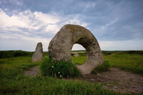 Megalithic formation Mên-an-tol, Lochstein, menhir, also Crick Stone or Devil's Eye, Morvah,
