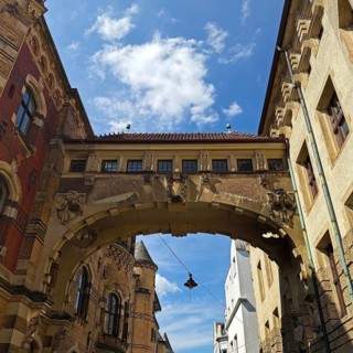 Bridge of Sighs, historic crossing over the Bay Road based on the Venetian model, Free Hanseatic