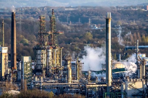 Ruhr Oel GmbH, BP Gelsenkirchen Refinery, in GE-Horst, production of products from mineral oil,
