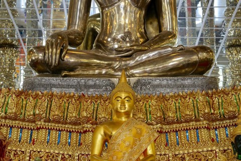 Silver Buddha statue, Bhumispara-mudra: Gautama Buddha at the moment of enlightenment, Wihan Kaeo