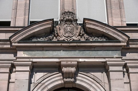 Detail, entrance portal with Nuremberg city coat of arms, building regulations authority, it was