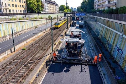 Rehabilitation of the A40 motorway between Mülheim-Winkhausen and Essen-Ost, the asphalt surface