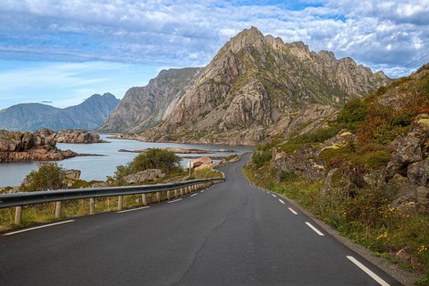 Scenic Fv816 coastal road to Henningsvær fishing village in Lofoten, northern Norway