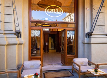 Gilli Italian Bar and Restaurant on Piazza della Repubblica, Florence, Italy
