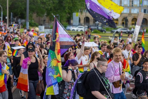The CSD Dresden e.V sees itself as a mouthpiece for lesbians, gays, bi- and trans-identity people