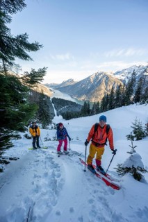 View of Achensee, ski tourers climbing to Bärenkopf, Achensee, Tyrol, Austria