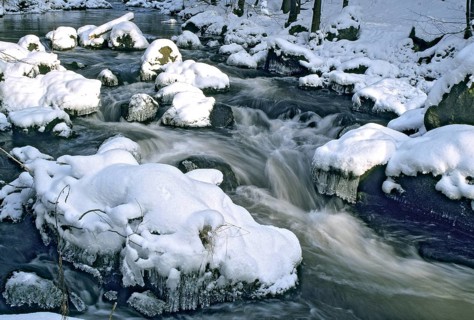 Germany, Pöhl, Saxony, Triebtal, stream, ice, flowing water, ice, landscape, snow, winter