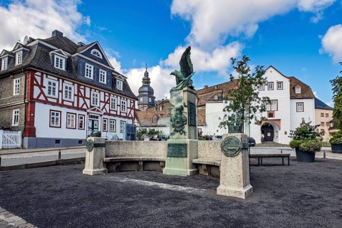 Original historic war memorial converted into a peace memorial in 2023 Memorial to wars of