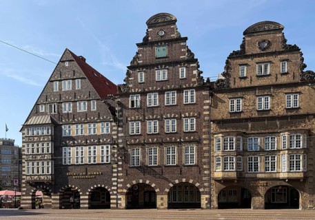 German House and adjacent gabled houses on the street Unser Lieben Frauen Kirchhof, Altstadt,