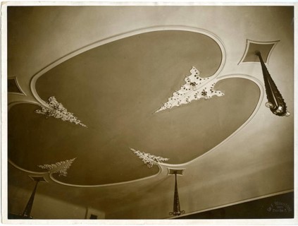Hackesche Höfe, Berlin, Mitte, August Endell, ceiling design, Art Nouveau, 1906, detailed ceiling