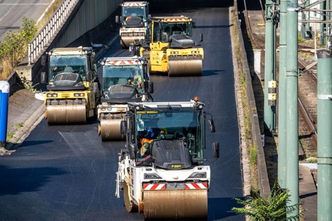 Rehabilitation of the A40 motorway between Mülheim-Winkhausen and Essen-Ost, the asphalt surface