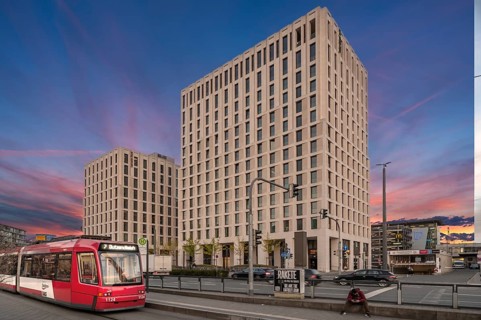 Modern hotel buildings at the main train station, Nuremberg, Middle Franconia, Bavaria, Germany