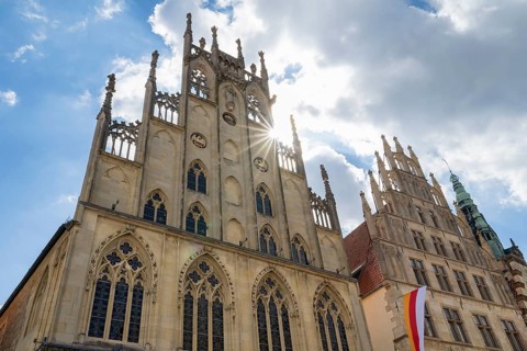 Historic Town Hall on Prinzipalmarkt, Sun Star, Flag of the City of Münster, North Rhine-Westphalia