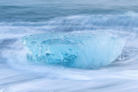 Ice chunks on the black beach, lava beach, glacier ice, sea, winter, Diamond Beach