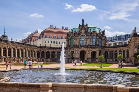 Freshly renovated and modernized — this is how Dresden's Zwingerhof has been presenting itself
