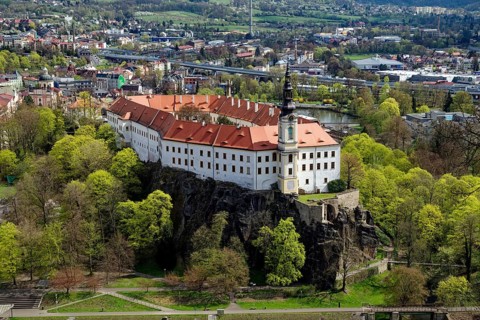 View of Decín Castle from the Shepherd's Wall, Tetschner Castle on the Elbe, Decin, Dechen,