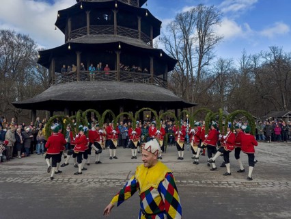 Schaeffler dance in 2026 in the English Garden, behind the Chinese Tower. The event takes place
