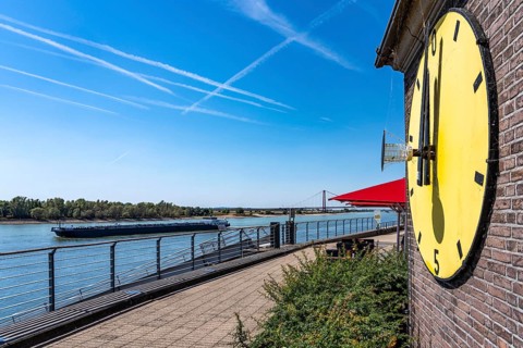 The extreme low water in the Rhine, near Emmerich on the border with the Netherlands, the water