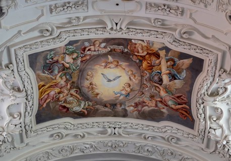 Important ceiling fresco by Hans Georg Asam, parish church of St. Quirinus, former monastery