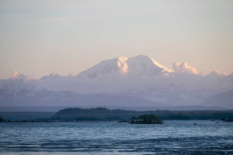 Morning atmosphere, Mt Foraker, Talkeetna River off the Alaska Range, Denali National Park, Alaska,