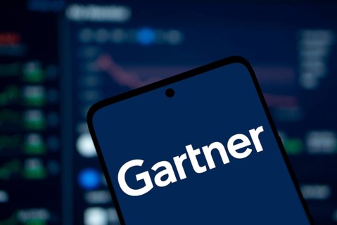 Gartner logo is displayed on smartphone