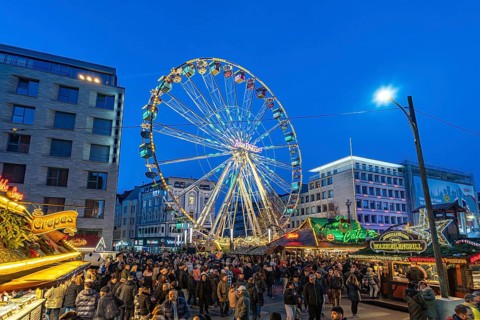 Ferris wheel at Dortmund Christmas market at dusk, Dortmund, North Rhine-Westphalia, Germany