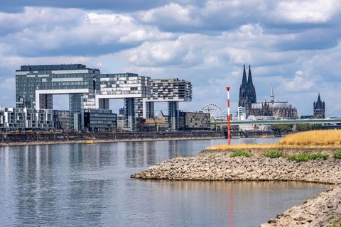 Kranhäuser, am Zollhafen, Cologne-Süd, high-rise residential and office buildings, Cologne
