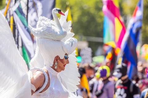 Drag queen. CSD demo moves through Stuttgart. Under the motto Ohne uns kein Wir! Loud for each