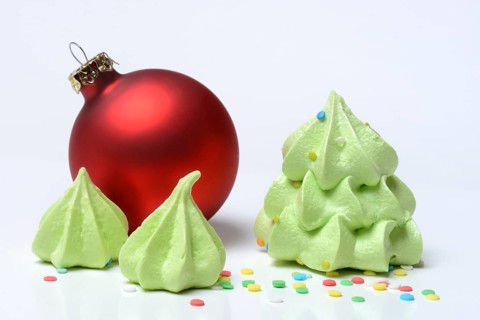 Meringue in the shape of a Christmas tree, Christmas cookies, meringue