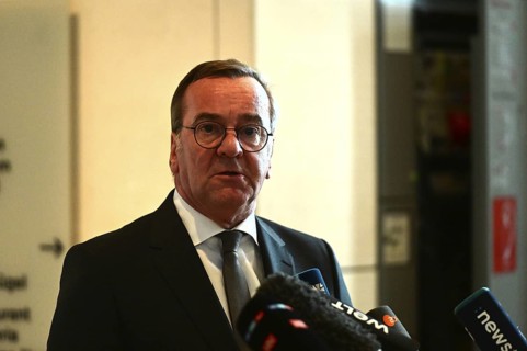 Defence Minister Boris Pistorius (SPD) informs media representatives about the increase in the