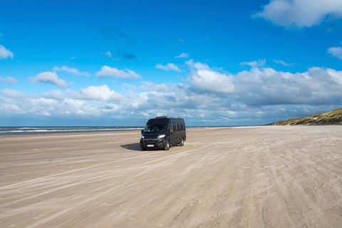 Camper experience, motorhome drives 16 kilometres on the beach, Blokhus, Jammerbugt, Jammerbugt,