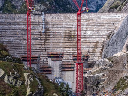 Lake Grimsel, construction work of new dam, Switzerland