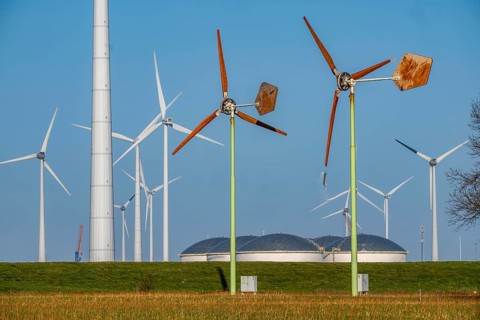 Mini wind turbines, from the Dutch company Ecoways EAZ wind turbine, produces up to 15 kW of power