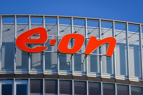 Essen, North Rhine-Westphalia, Germany, E.ON headquarters. Company logo on the facade of the
