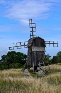Traditional trestle windmill at the Gettlinge burial ground (Gettlinge gravfält), which was used