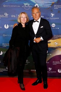Stella A. Ahlers and (Ahlers AG textile company) and company at the Berlin premiere of MÜNTER &