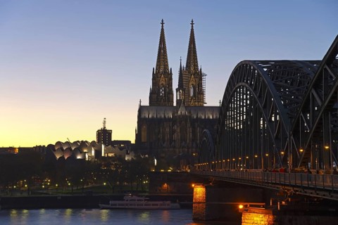 Panorama over the Rhine to Museum Ludwig, Cologne Cathedral and Hohenzollern Bridge, North