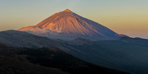 Panorama from east over the Teide National Park, Parque Nacional del Teide, to Pico del Teide,