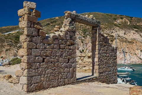 Old stone ruins near the coast under blue sky, Palio Ergostasio Kaolini, Old Kaolin loading