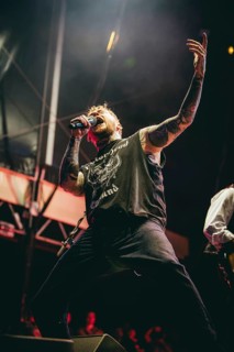 Frank Carter, singer of the Sex Pistols ft. Frank Carter live in the Berlin Zitadelle Spandau on 04