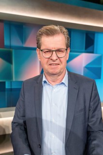 Ralf Stegner (SPD), foreign policy expert and member of the Bundestag, as a guest on the ARD talk