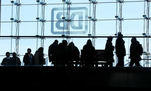 Deutsche Bahn passengers at Berlin Central Station, 25/02/2025, Berlin, Berlin, Germany